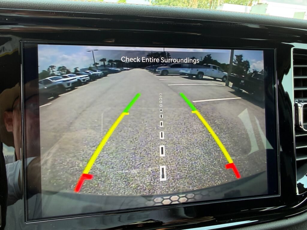 Used 2023 Dodge Durango R/T w/ Hemi Orange Plus Package AWD/4WD image 27