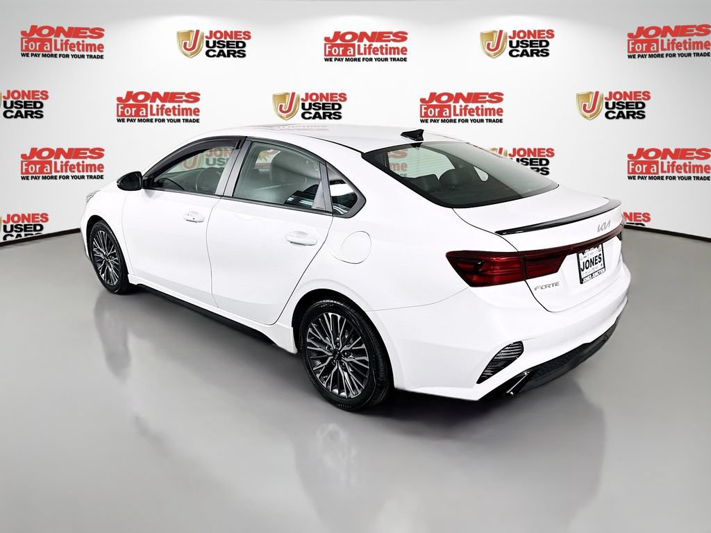 Used 2022 Kia Forte GT-Line w/ GT-Line Premium Package FWD image 2