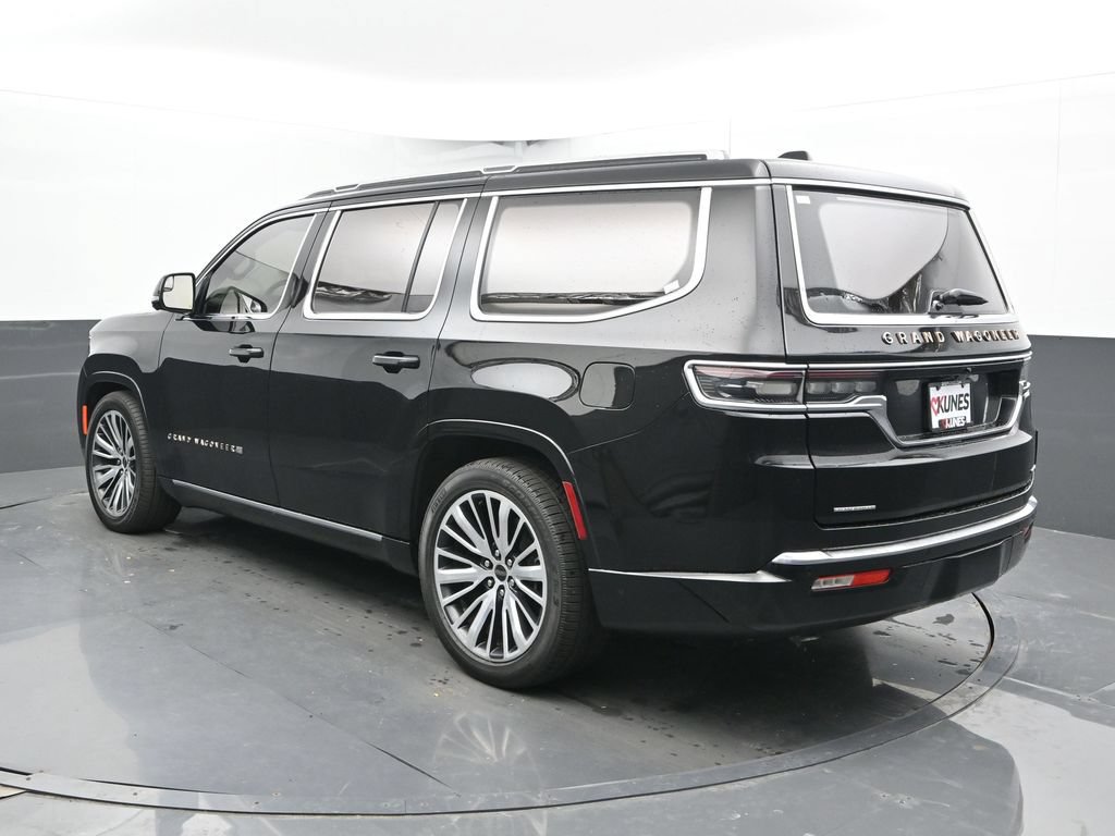 Used 2022 Jeep Grand Wagoneer Series III AWD/4WD image 11