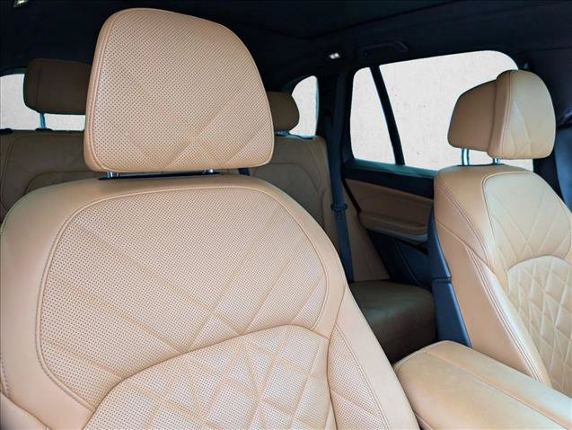 Certified 2024 BMW X5 sDrive40i w/ Premium Package RWD image 19