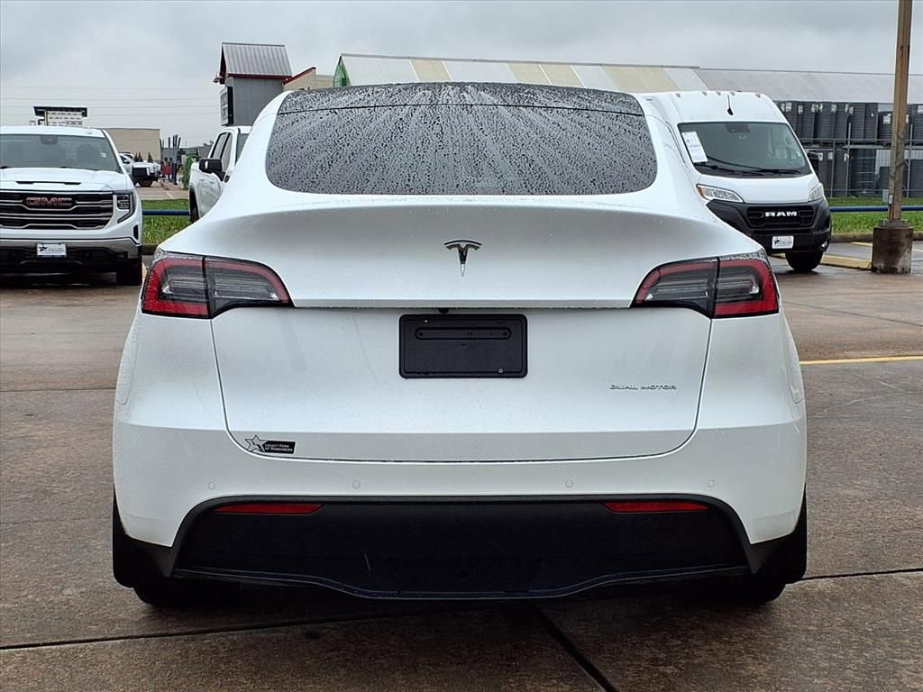 Used 2021 Tesla Model Y Long Range AWD/4WD image 5