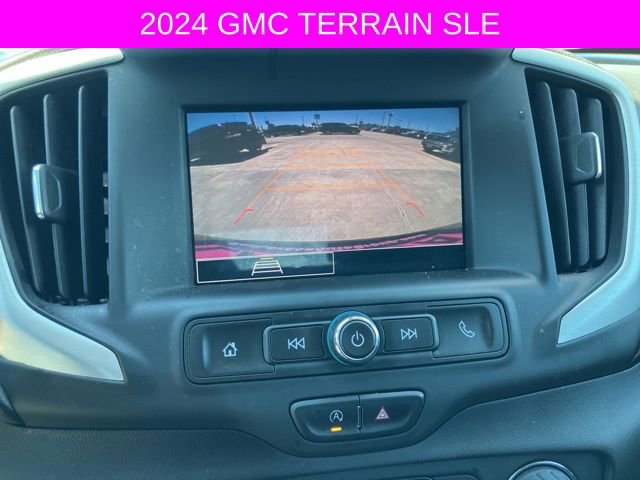Used 2024 GMC Terrain SLE w/ Driver Convenience Package FWD image 25