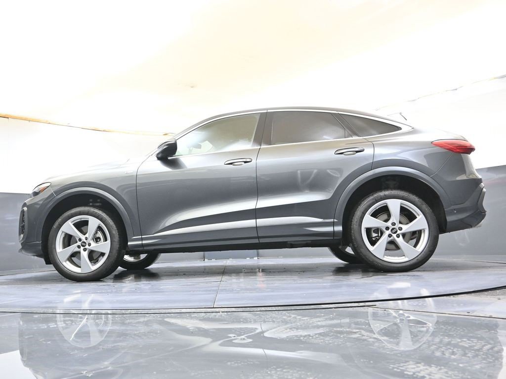 New 2025 Audi Q5 Premium Plus image 36