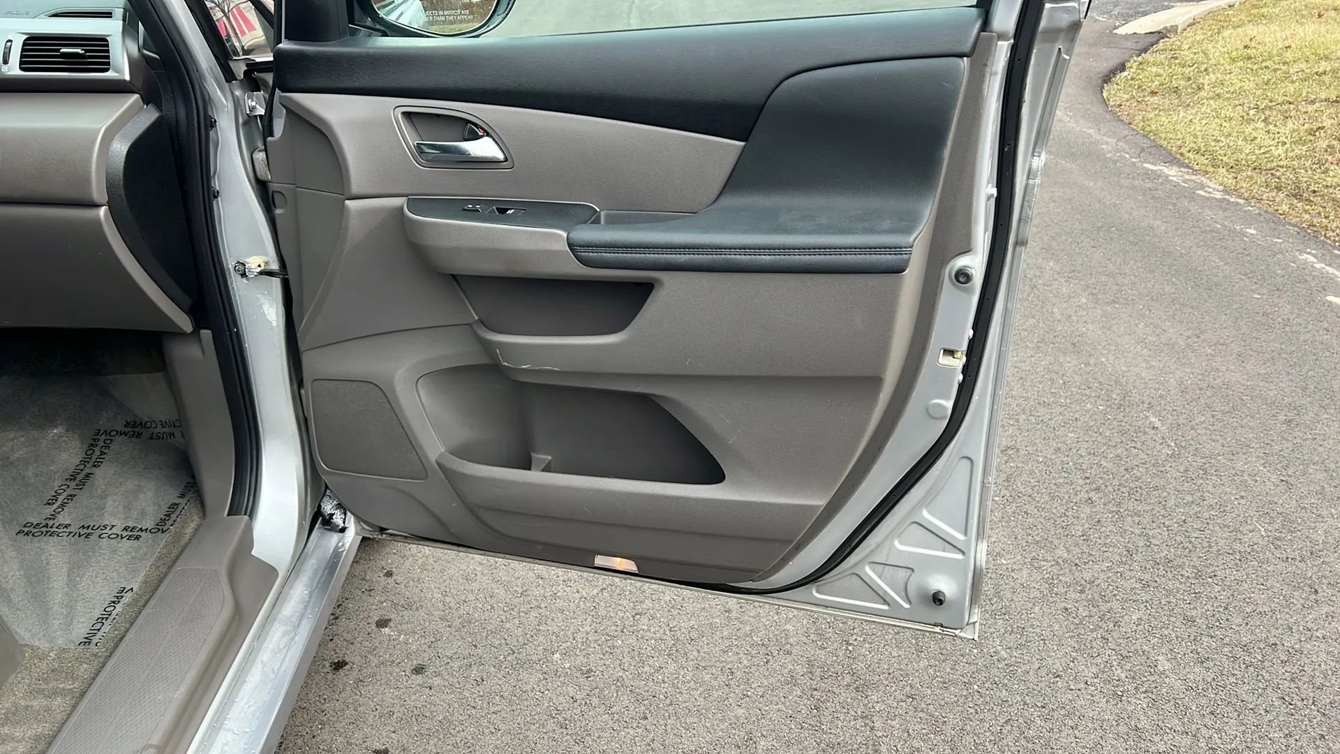 Used 2015 Honda Odyssey Touring image 16
