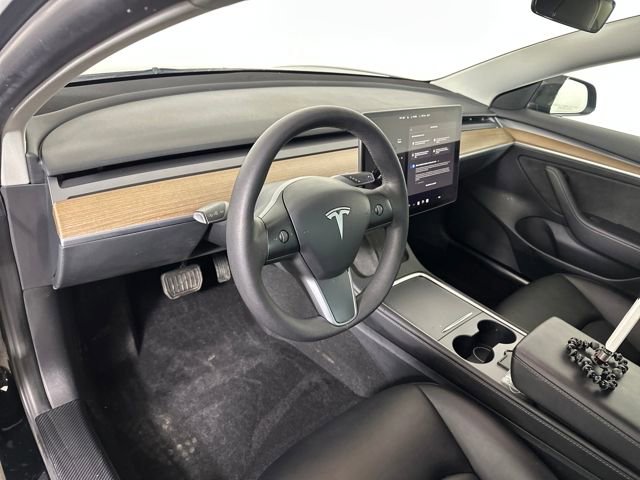 Used 2023 Tesla Model 3 Standard Range image 13