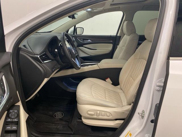 Used 2023 Buick Enclave Avenir w/ Avenir Technology Package image 8