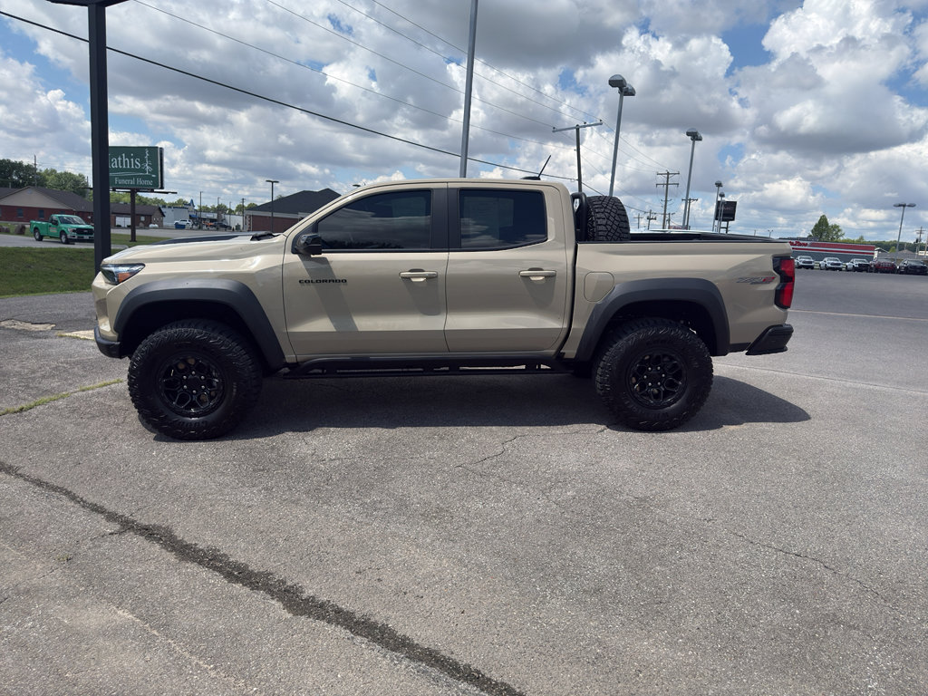 Used 2024 Chevrolet Colorado ZR2 w/ ZR2 Bison Edition AWD/4WD image 1