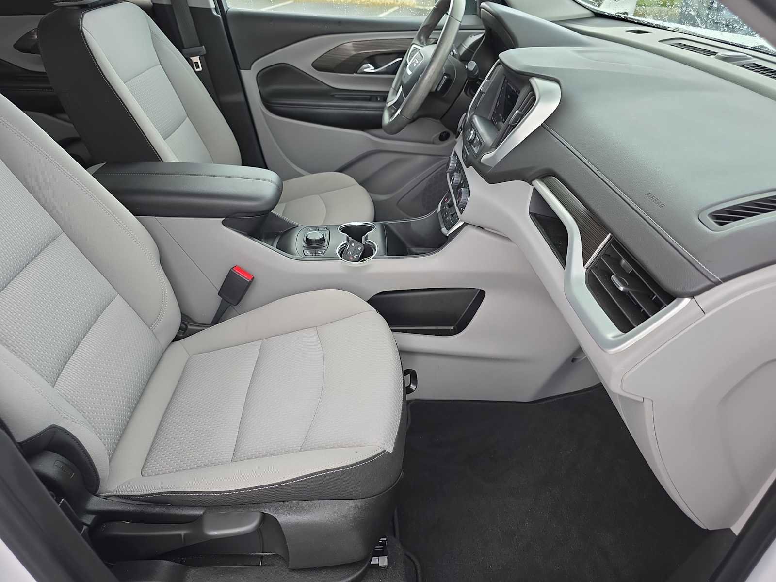 Used 2023 GMC Terrain SLE w/ Driver Convenience Package image 24