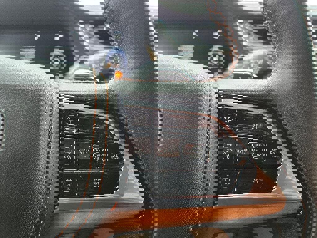 Used 2021 Jeep Grand Cherokee L Summit image 17