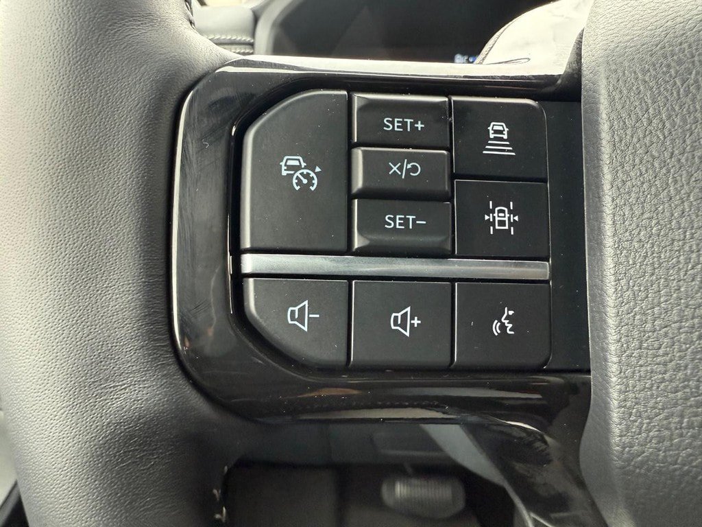 New 2025 Ford F150 Lightning Platinum AWD/4WD image 6