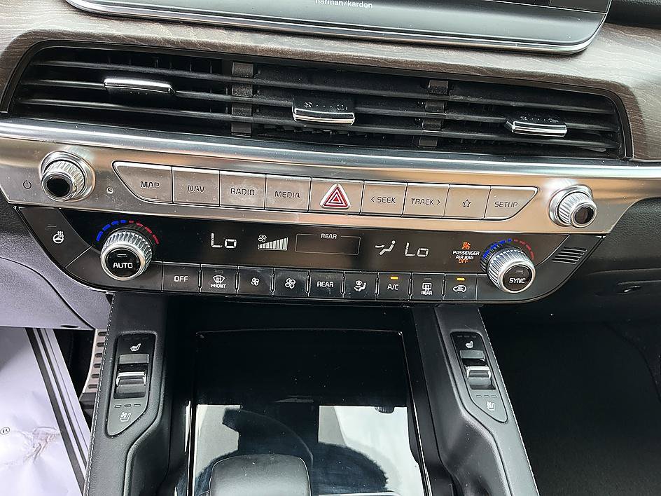 Used 2021 Kia Telluride SX w/ Nightfall Edition Package AWD/4WD image 18