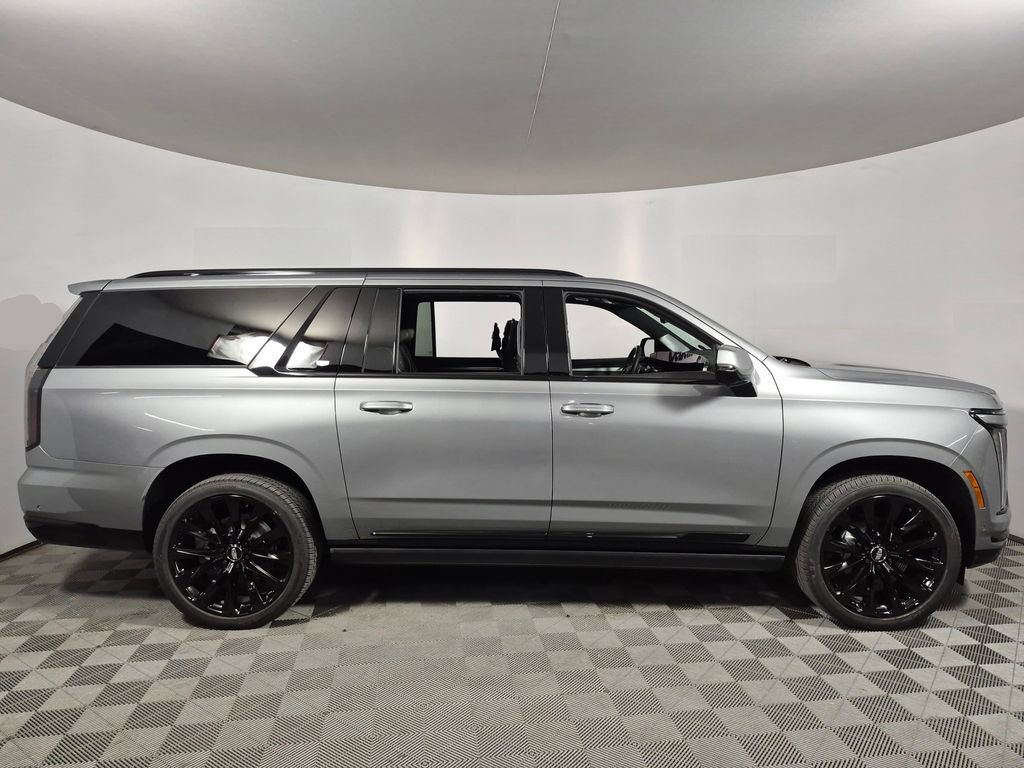 New 2026 Cadillac Escalade ESV Platinum Sport w/ LPO, ONYX Package AWD/4WD image 8
