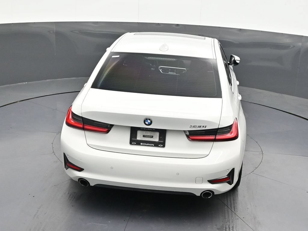 Used 2021 BMW 330i Sedan w/ Convenience Package RWD image 19