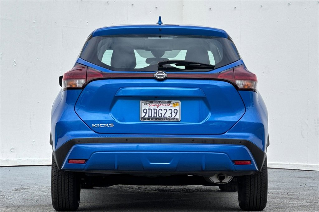 Used 2023 Nissan Kicks S image 5