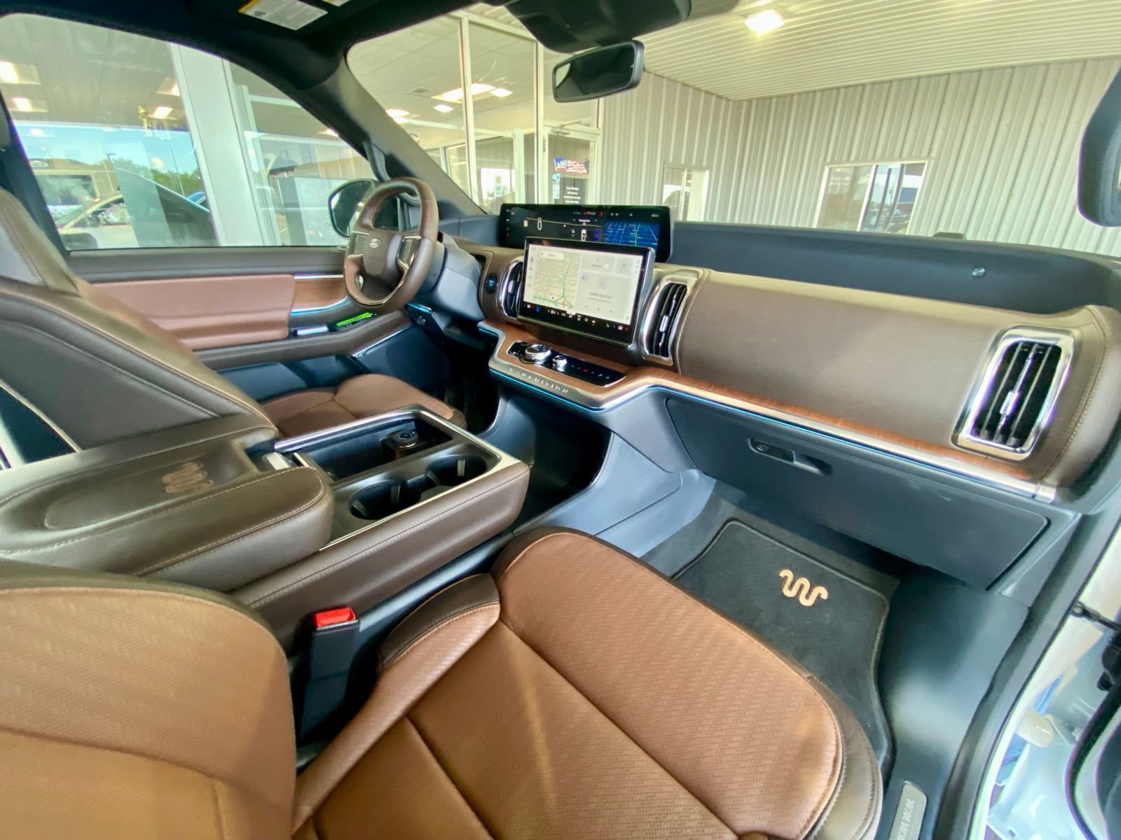 New 2025 Ford Expedition King Ranch image 38