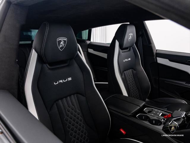 Used 2024 Lamborghini Urus S AWD/4WD image 30