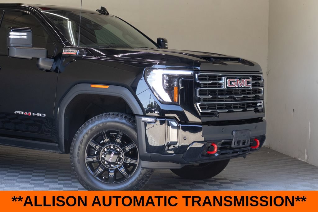 Used 2024 GMC Sierra 2500 AT4 w/ AT4 Premium Plus Package AWD/4WD image 3