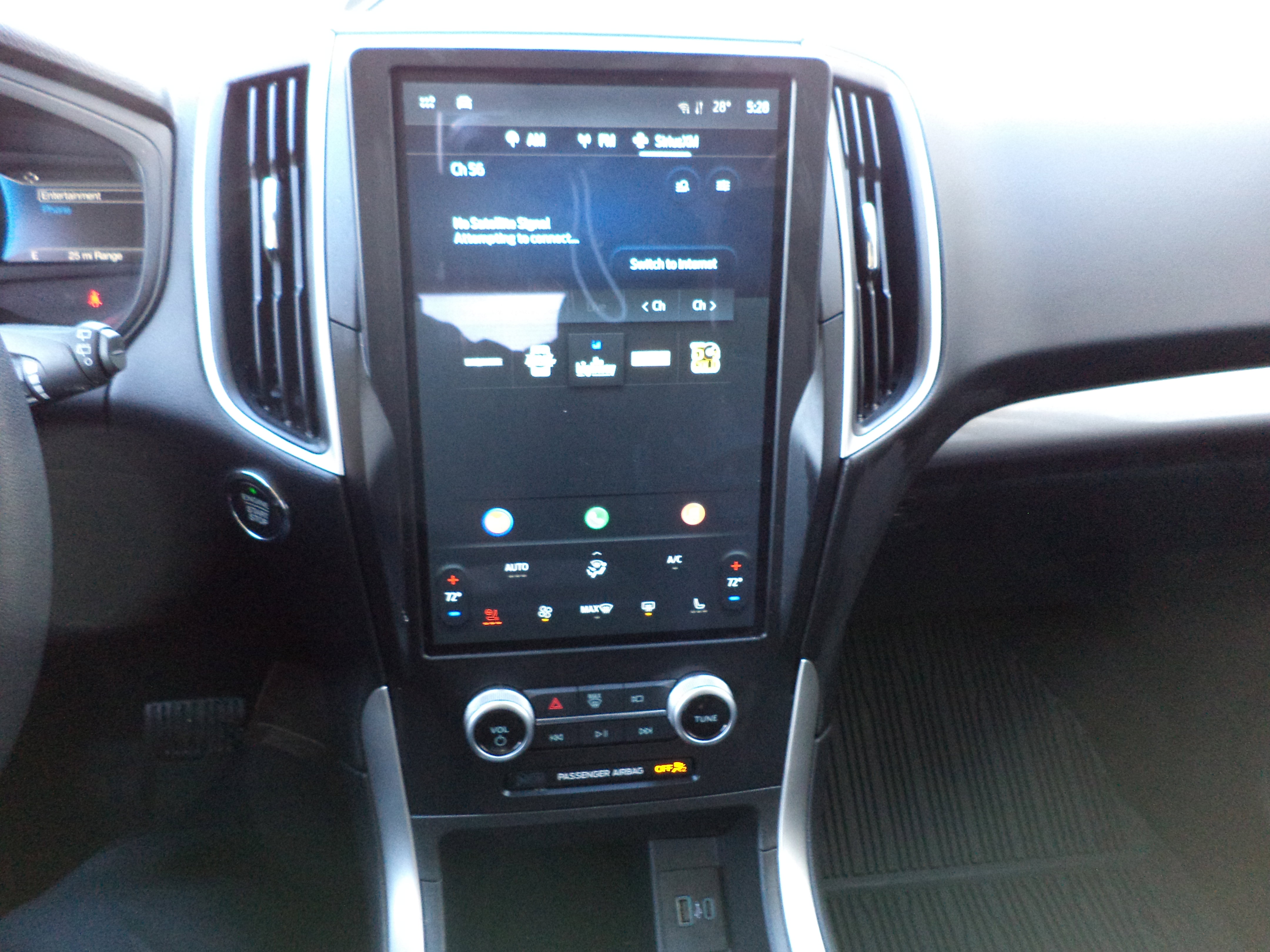 Used 2024 Ford Edge SEL w/ Convenience Package image 12