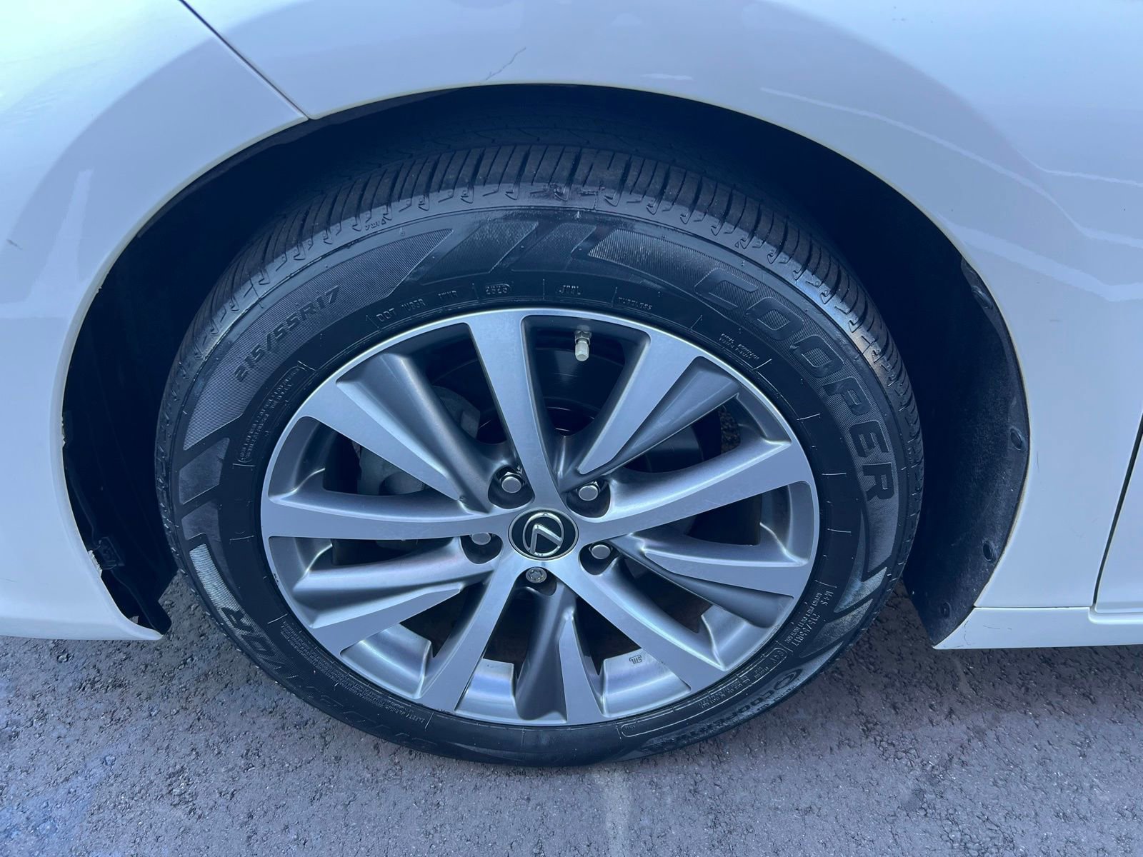 Used 2020 Lexus ES 350 image 15