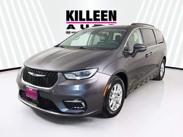 Used 2022 Chrysler Pacifica Touring-L image 3