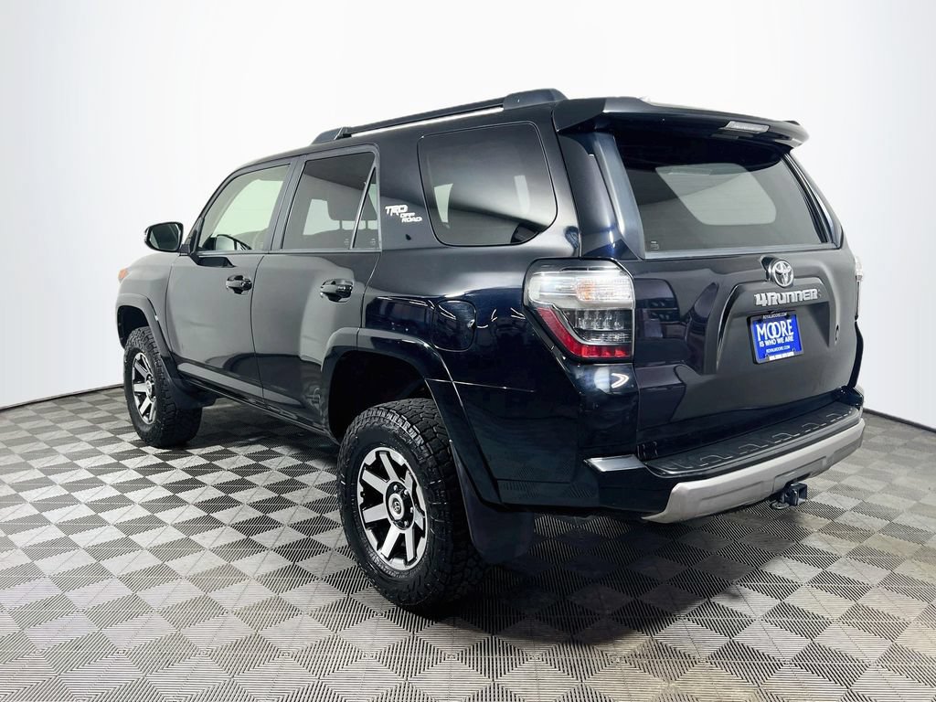 Certified 2022 Toyota 4Runner TRD Off-Road Premium AWD/4WD image 5
