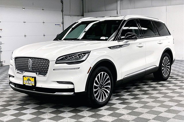 Used 2023 Lincoln Aviator Reserve w/ Elements Package Plus image 10