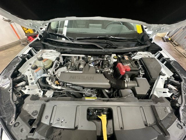 Used 2026 Nissan Rogue SV AWD/4WD image 35