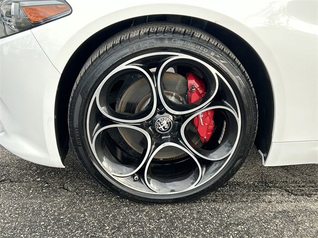 Used 2022 Alfa Romeo Giulia Ti image 10