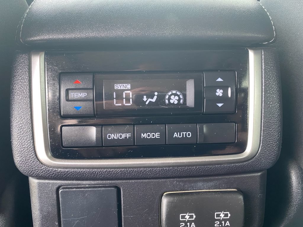 Used 2021 Subaru Ascent Premium w/ Convenience Package AWD/4WD image 35
