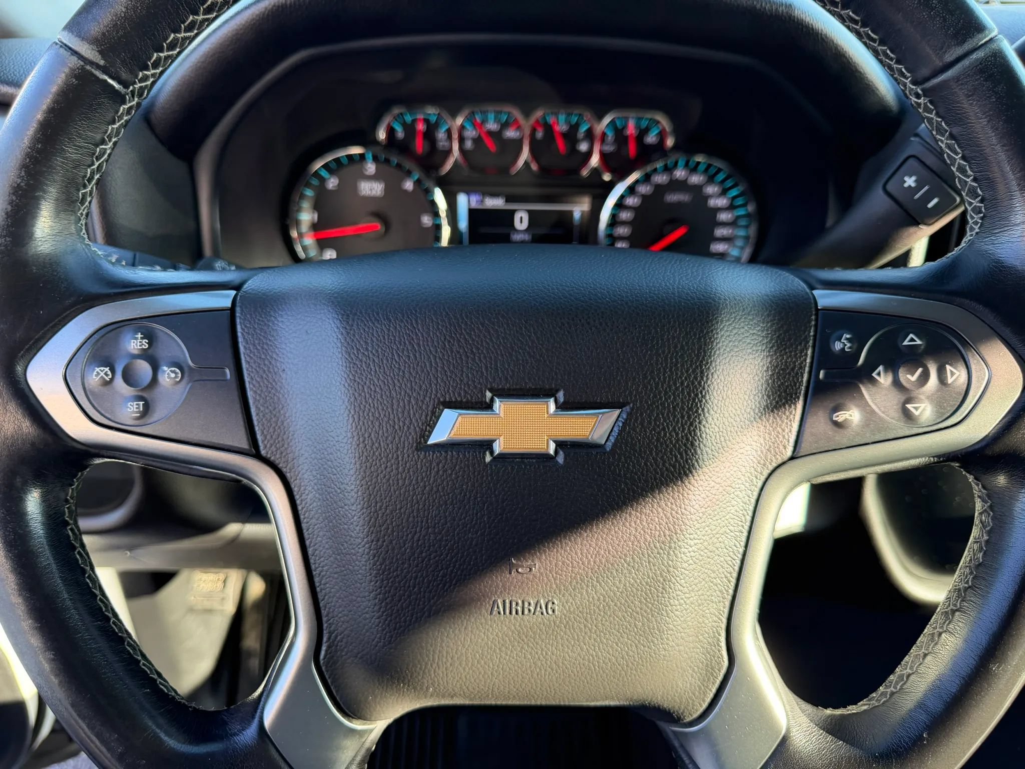 Used 2019 Chevrolet Silverado 1500 LT w/ All Star Edition AWD/4WD image 34