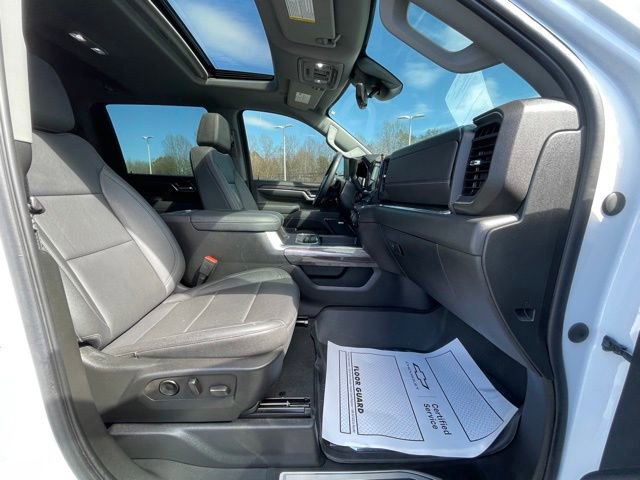 Used 2024 Chevrolet Silverado 2500 LTZ w/ LTZ Premium Package image 22