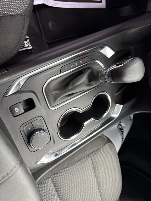 Used 2023 Chevrolet Traverse LT image 18