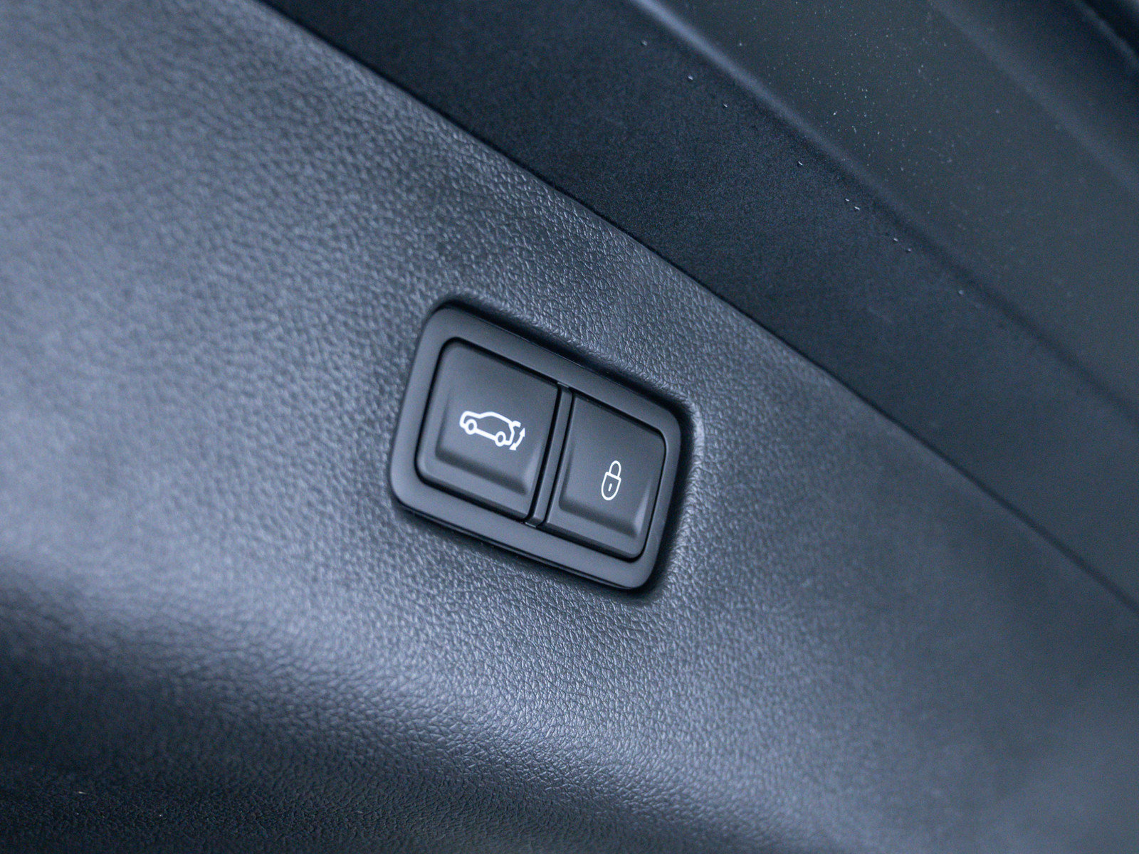 Used 2026 Genesis GV70 2.5T Sport Prestige AWD/4WD image 9