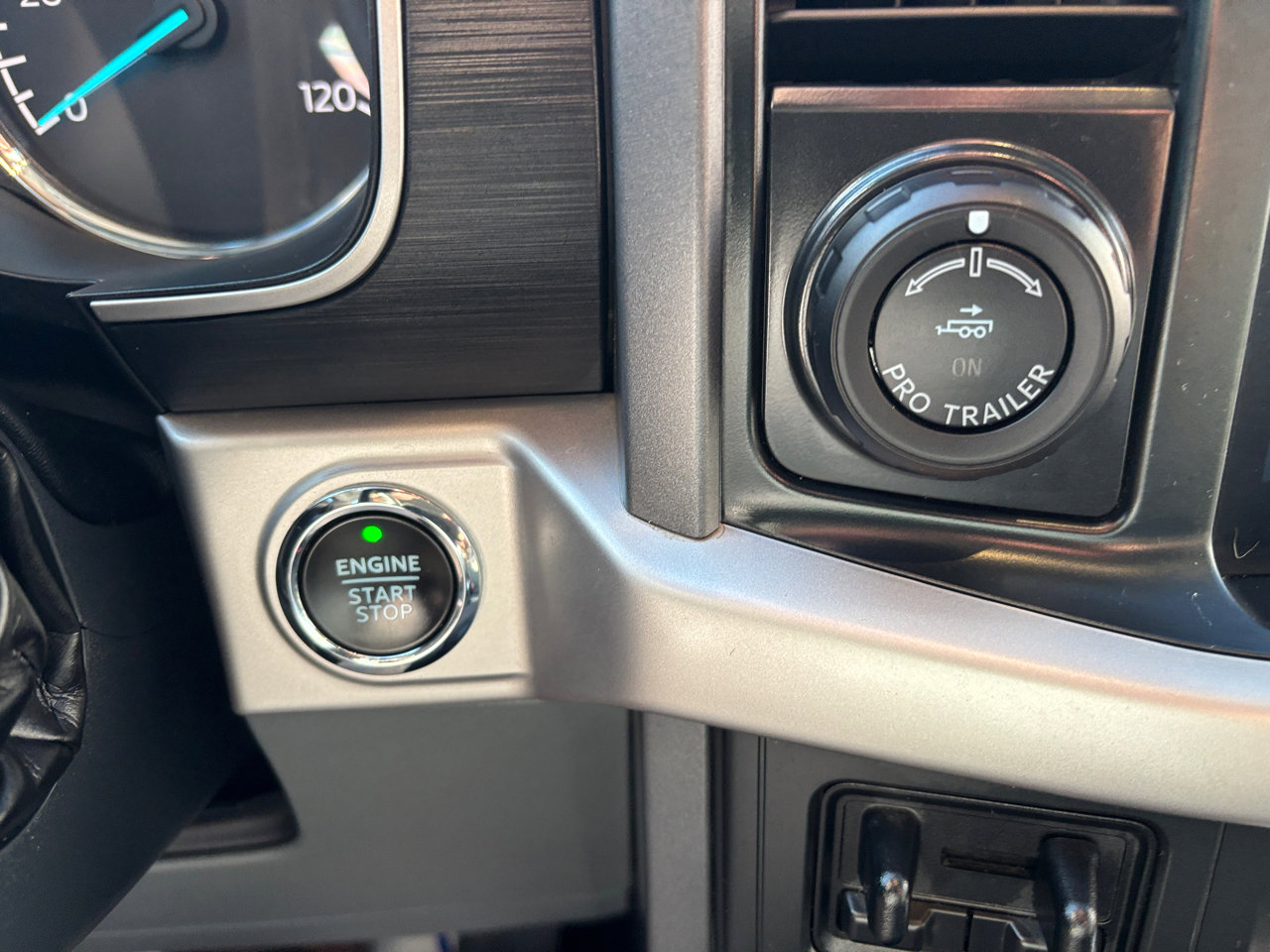 Used 2022 Ford F150 XLT w/ Equipment Group 302A High image 21