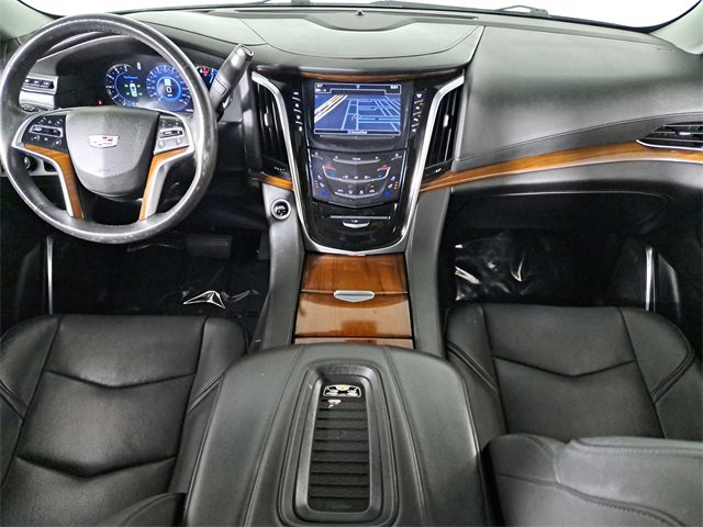 Used 2020 Cadillac Escalade ESV Premium Luxury image 17