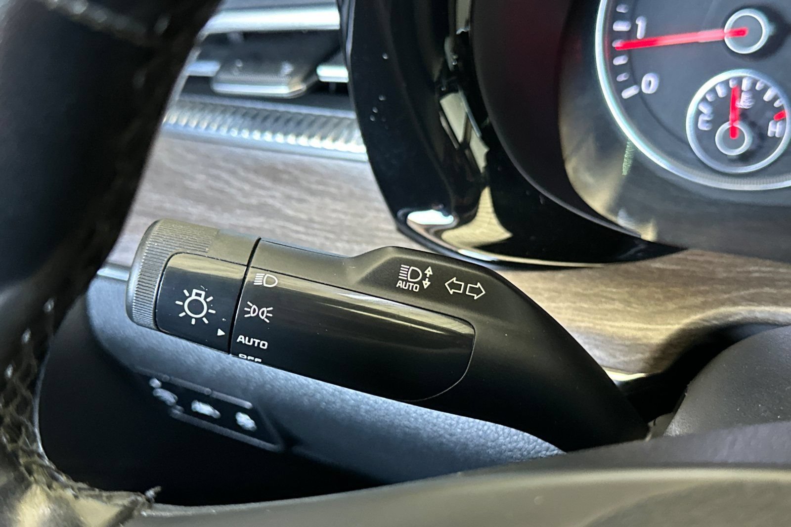 Certified 2021 Kia K5 EX w/ EX Premium Package FWD image 32