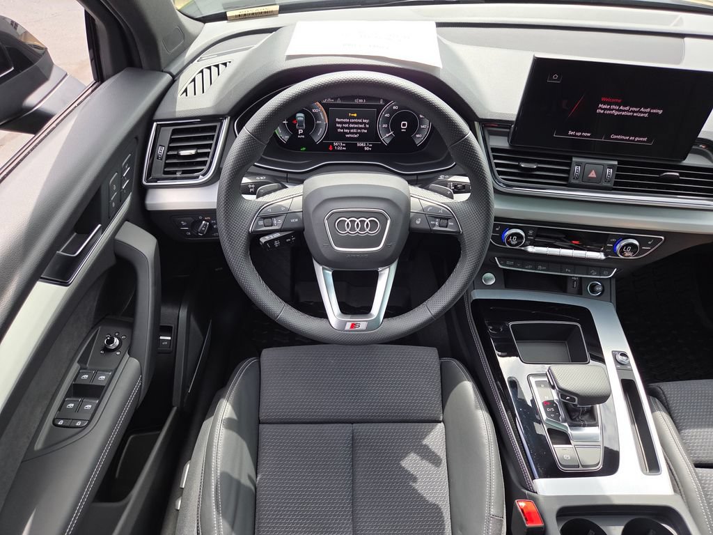 Certified 2024 Audi Q5 e Premium Plus AWD/4WD image 3
