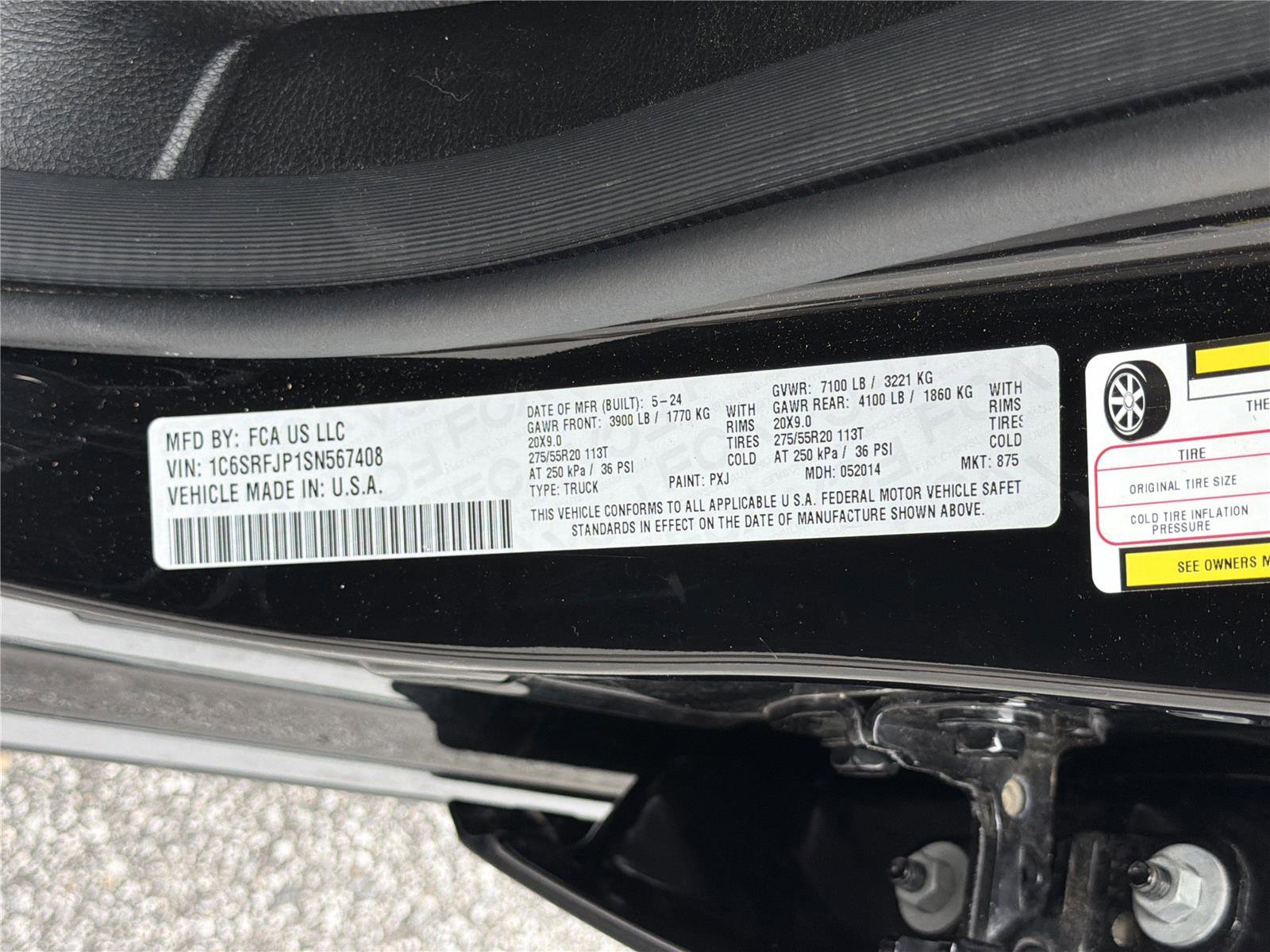 Used 2025 RAM 1500 Laramie AWD/4WD image 32