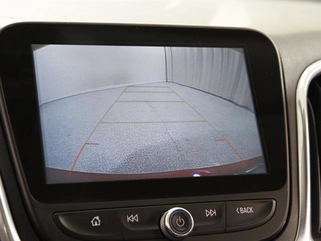 Used 2018 Chevrolet Equinox LT w/ Sun & Infotainment Package image 13