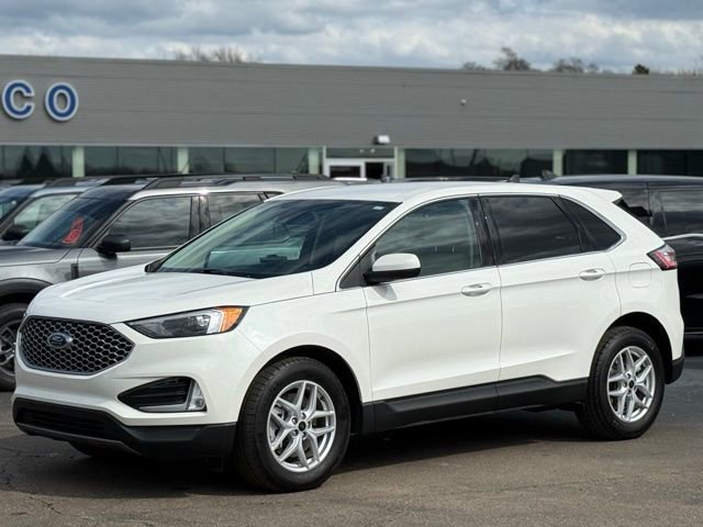 Used 2023 Ford Edge SEL w/ Convenience Package image 32