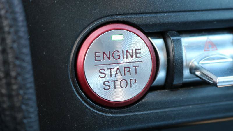Used 2020 Ford Mustang Premium RWD image 13