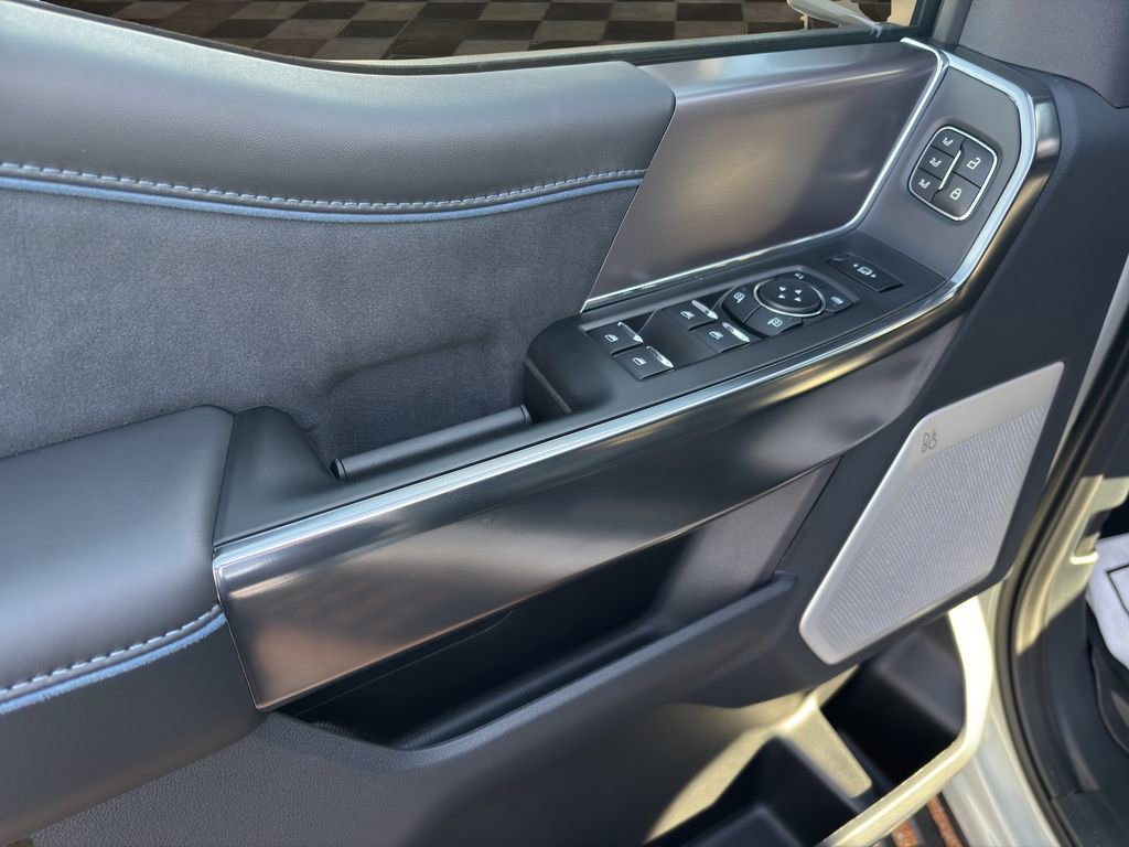 New 2026 Ford F250 Platinum w/ Tremor Off-Road Package image 18