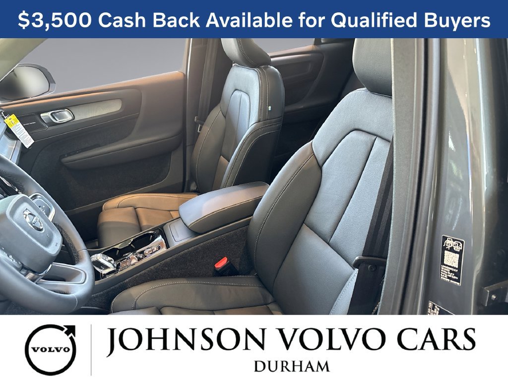 New 2026 Volvo XC40 B5 Plus w/ Climate Package AWD/4WD image 5