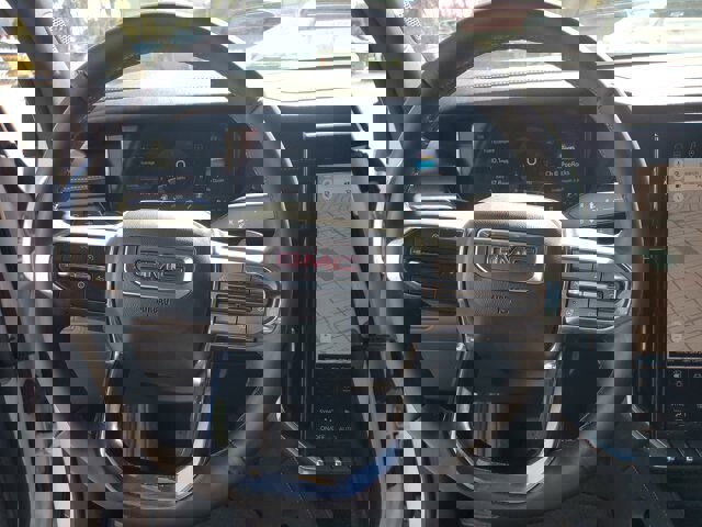 Used 2024 GMC Acadia Elevation w/ Luxury Package image 29