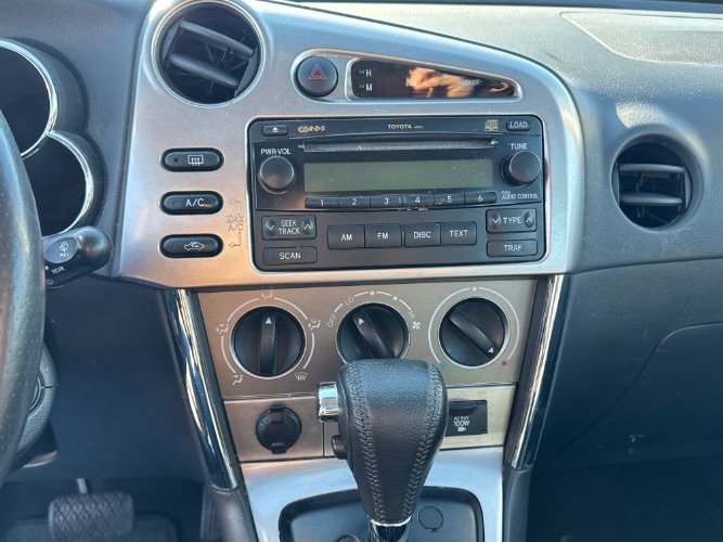 Used 2006 Toyota Matrix FWD image 18