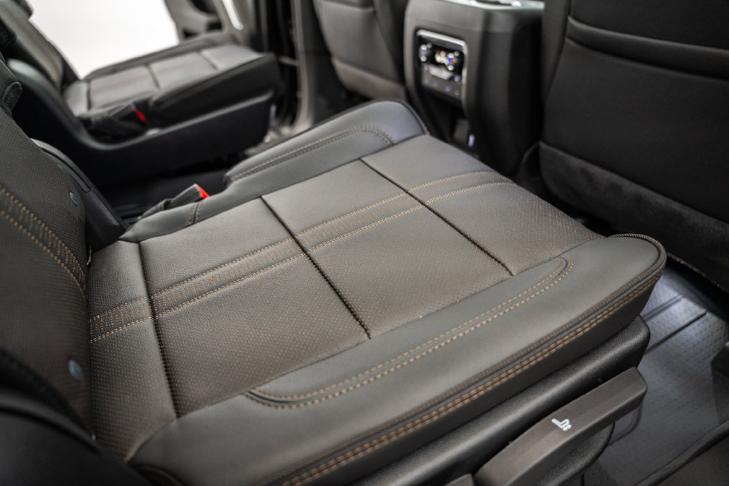 New 2026 Chevrolet Tahoe High Country AWD/4WD image 37
