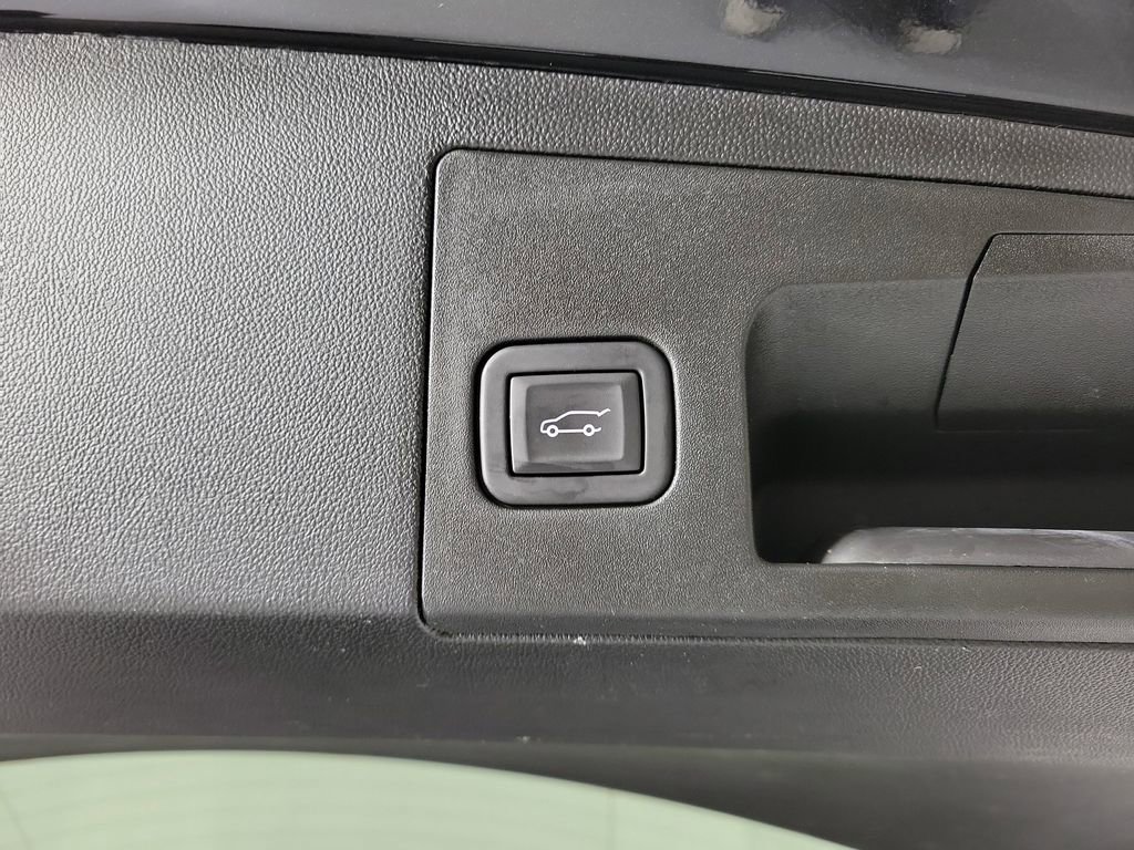 Certified 2024 Cadillac XT5 Premium Luxury w/ Technology Package image 9