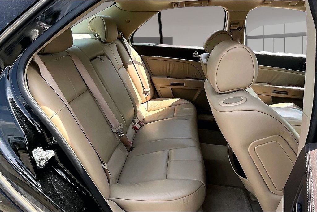 Used 2007 Cadillac STS V8 w/ Preferred Equipment Group AWD/4WD image 22