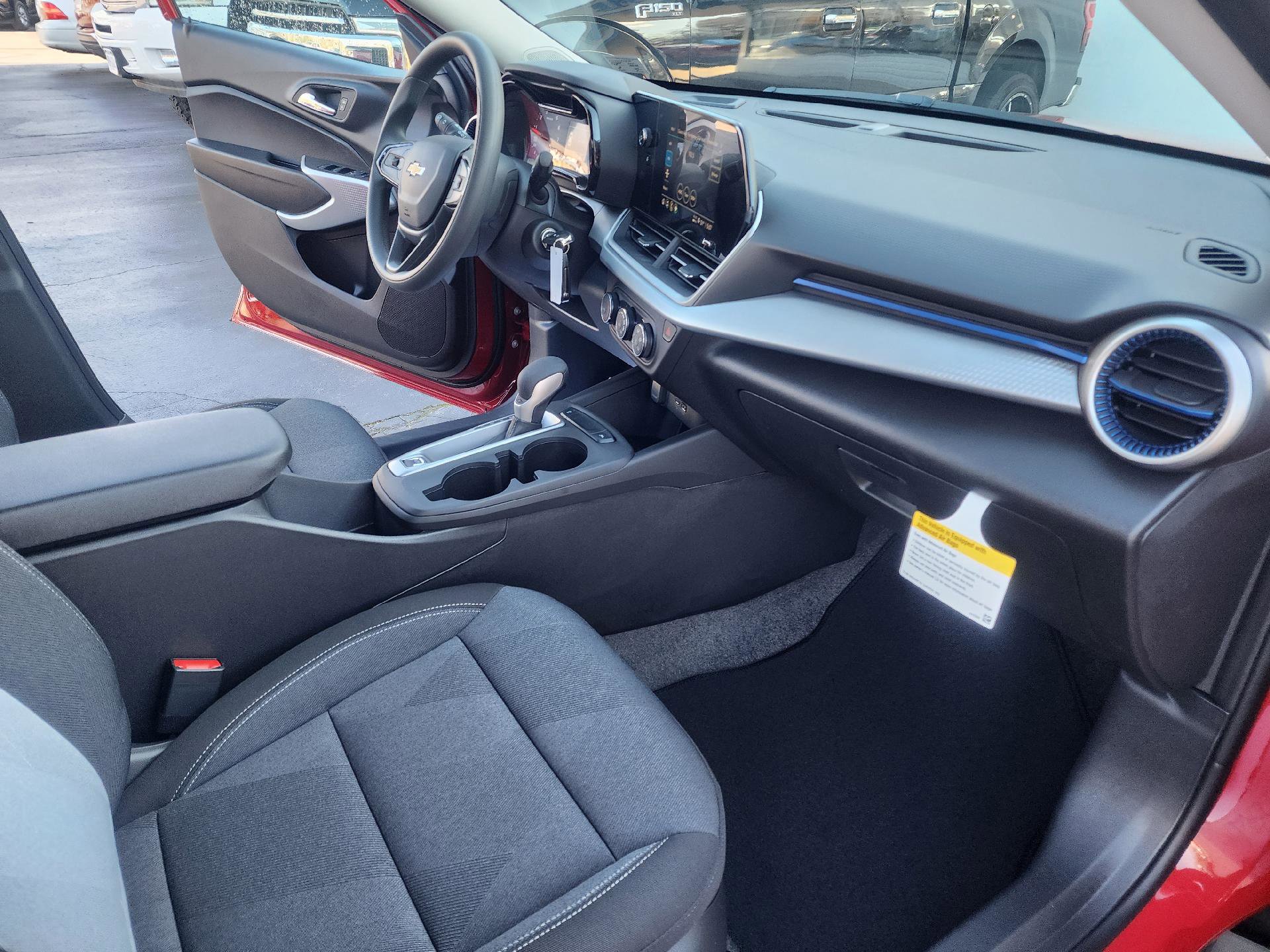 New 2026 Chevrolet Trax LS image 10