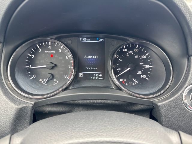 Used 2017 Nissan Rogue SV image 15